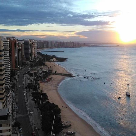 Flat Na Beira Mar Mucuripe Appartement Fortaleza  Buitenkant foto