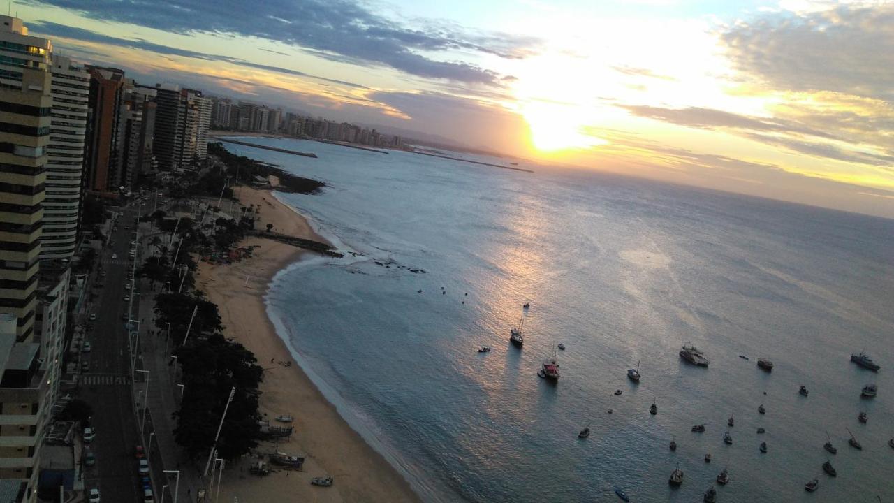 Flat Na Beira Mar Mucuripe Appartement Fortaleza  Buitenkant foto